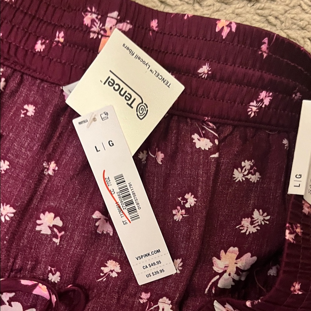 NWT PINK Victoria's Secret Floral Skort with built in shorts- Burgundy and White - Picture 6 of 7